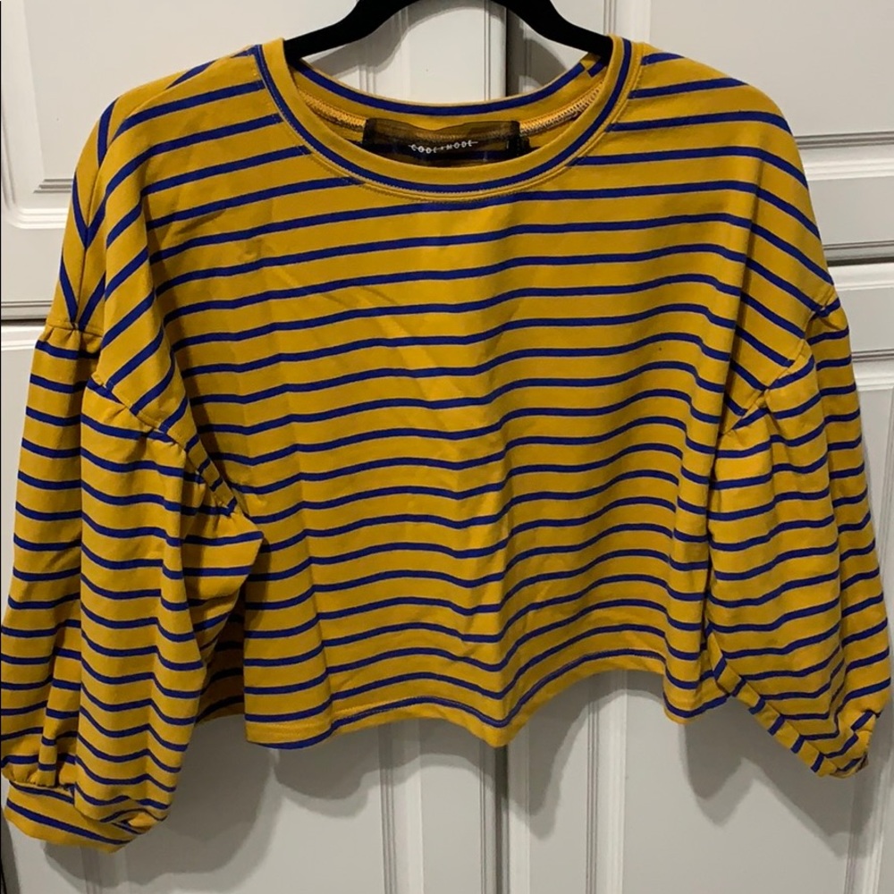 Crop top - Picture 4 of 4